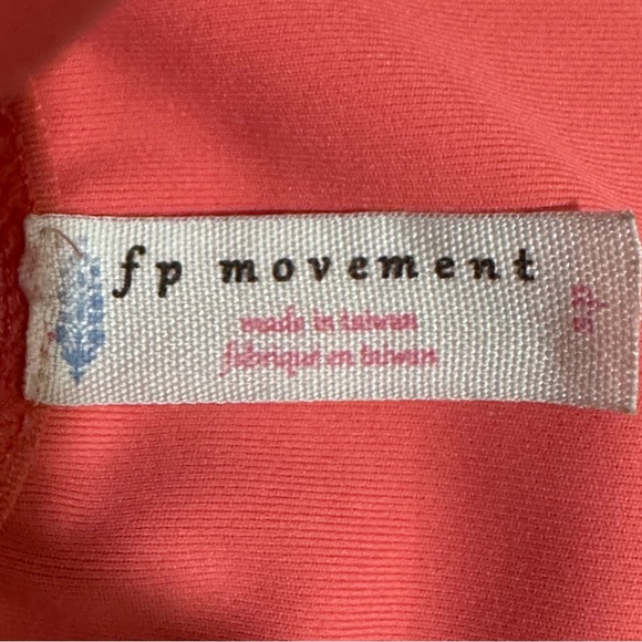 Free People Movement Petal Pusher Bra size Small EUC - Picture 7 of 9